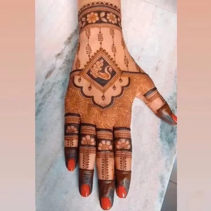 Front Hand Mehndi Design