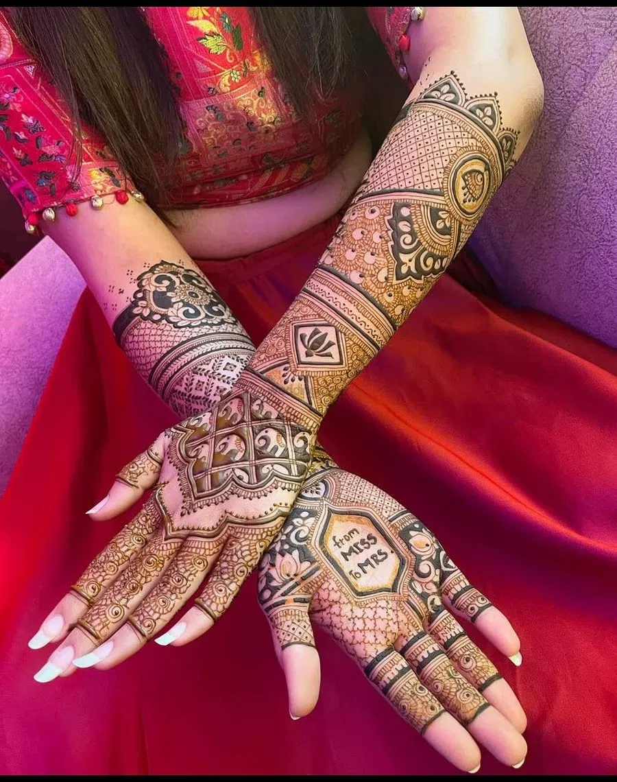 Front Hand Mehndi Design