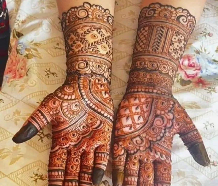 Front Hand Mehndi Design with Figures