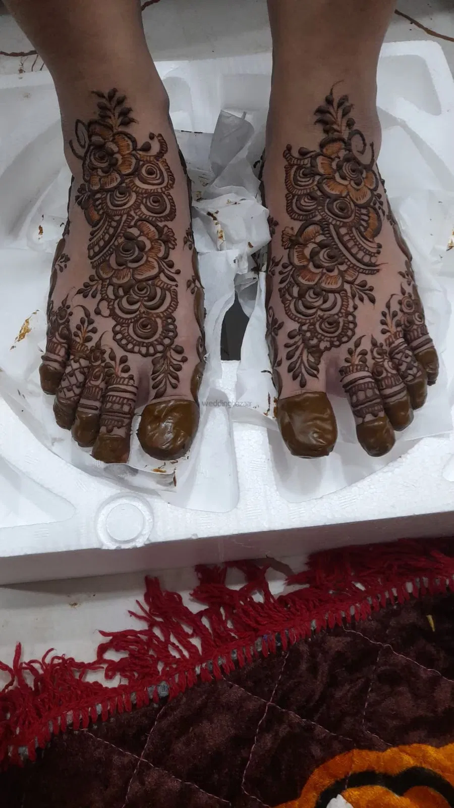 Foot Mehndi Design with Figures