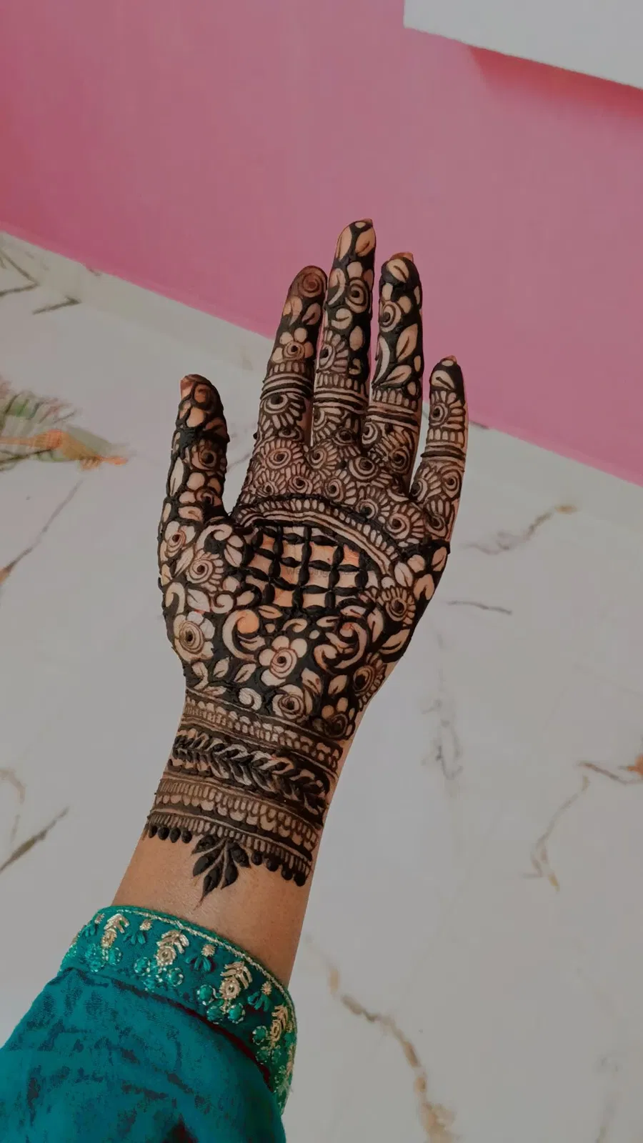 Mehndi Design (2)