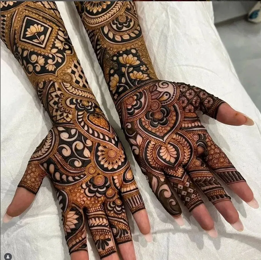 Full Hand Mehndi Design