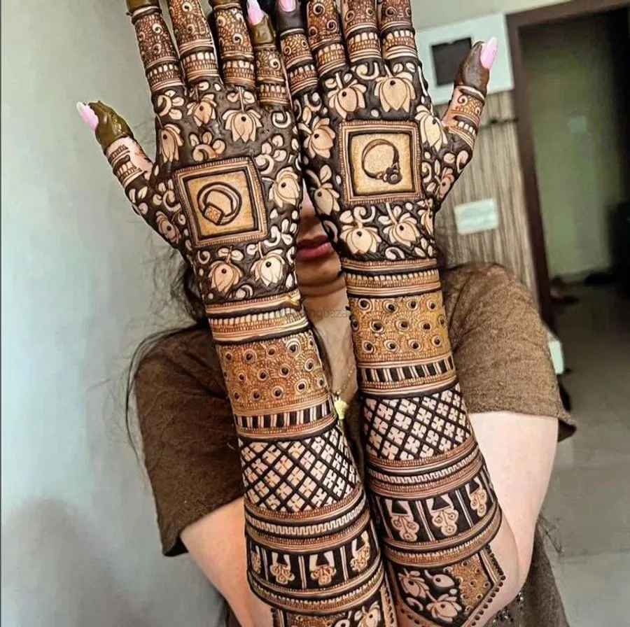 Full Hand Mehndi Design (2)