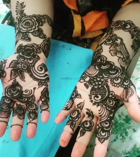 back hand mehndi design