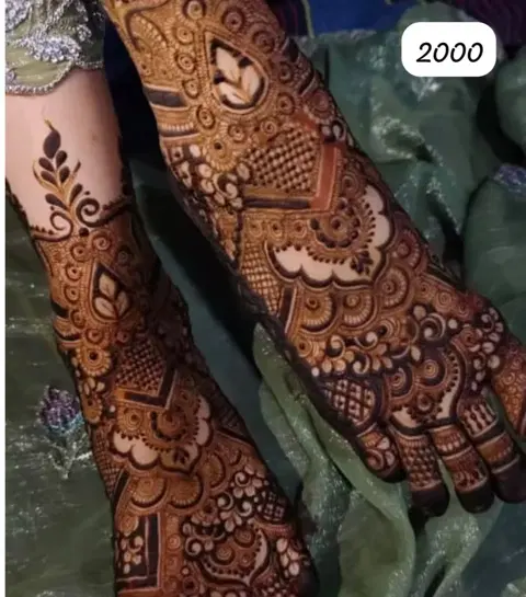 back hand mehndi design