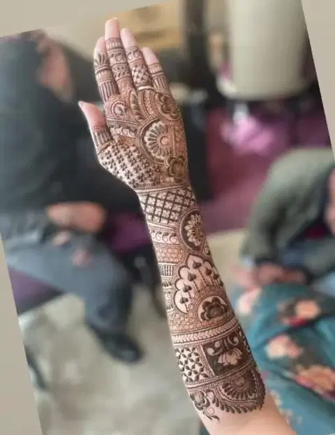 full hand mehndi design