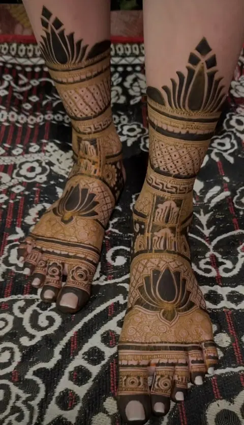 foot mehndi design