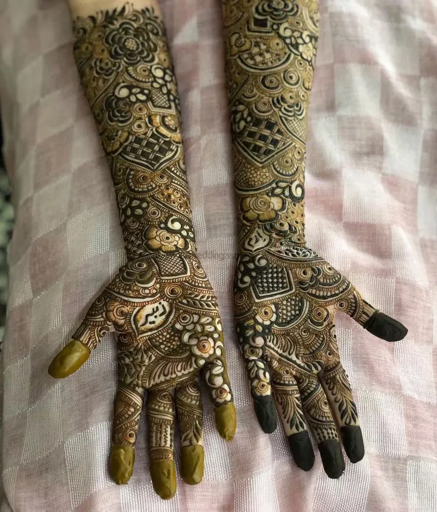 Full Hand Mehndi Design
