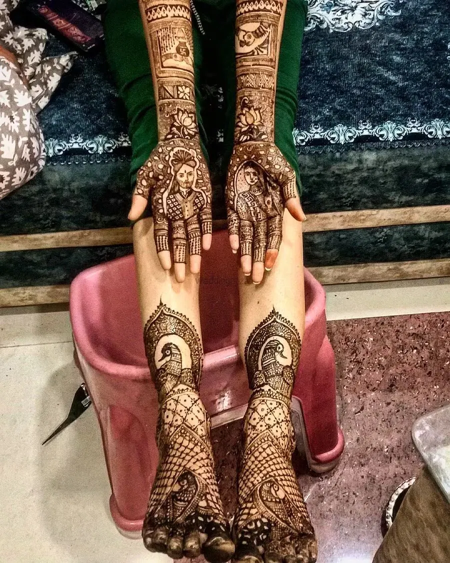 Mehndi Design with Figures