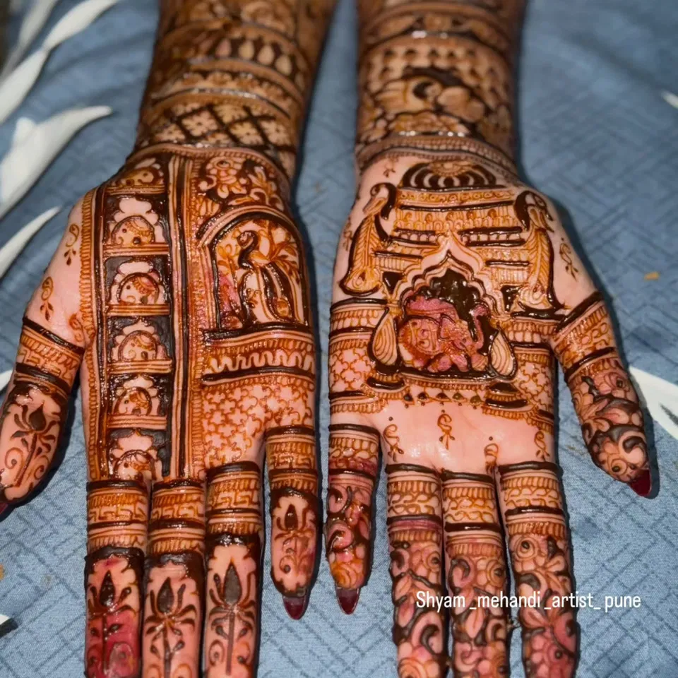 Mehndi Design with Figures