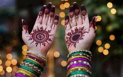 simple circle mehndi design