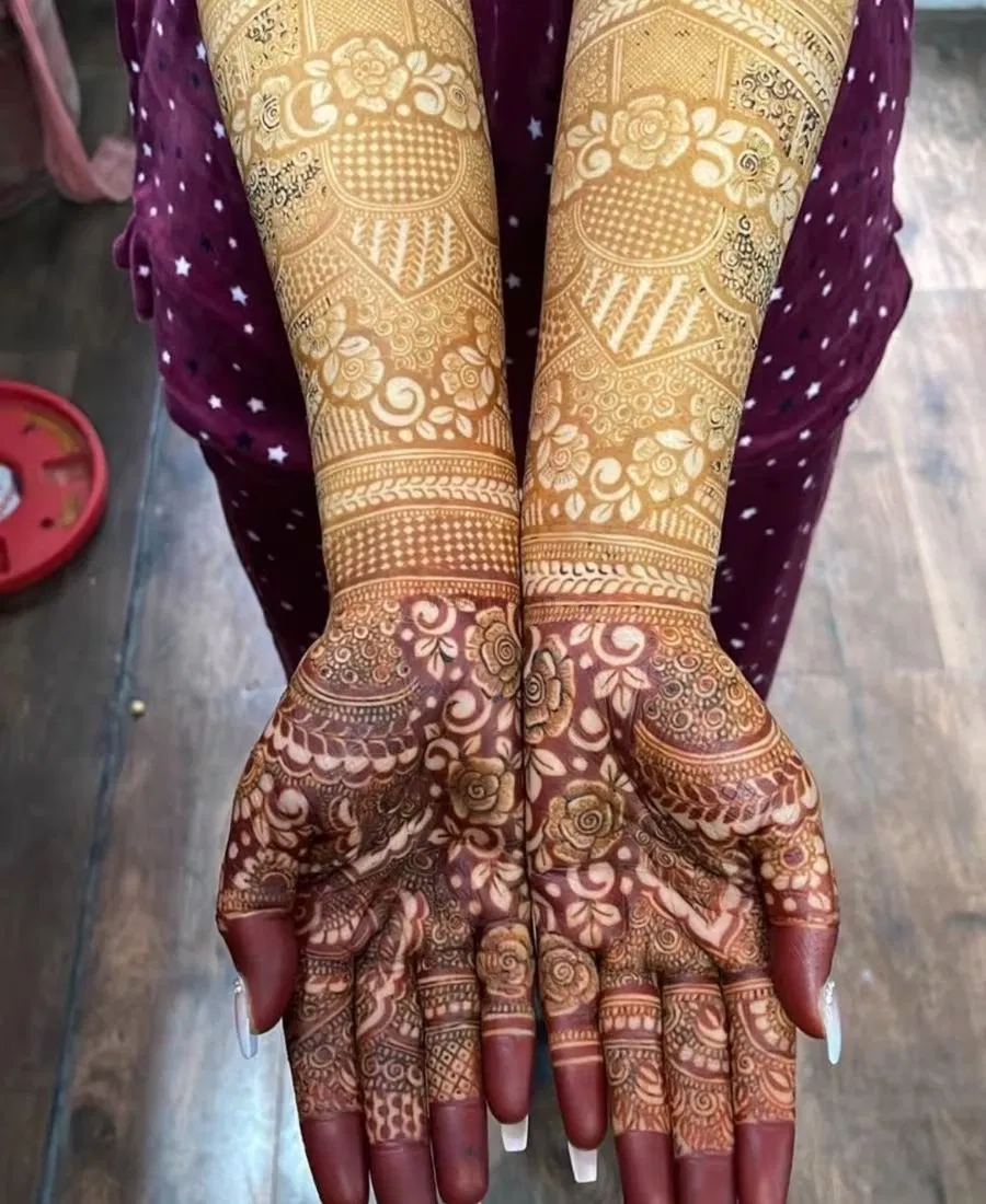 Full Hand Mehndi Design (2)