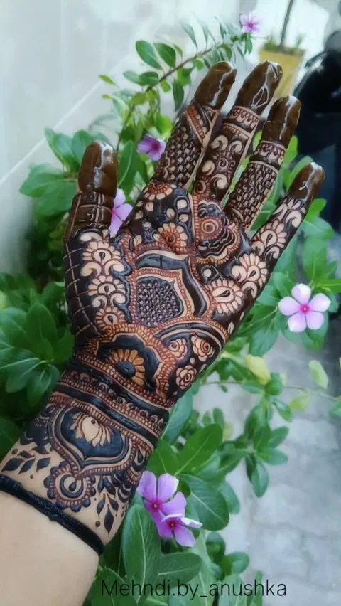 mehndi design