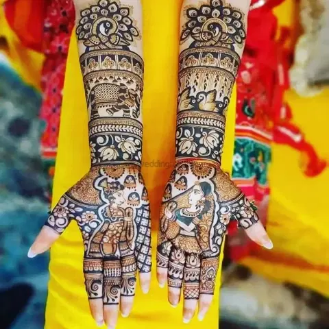 figure full hand mehndi design