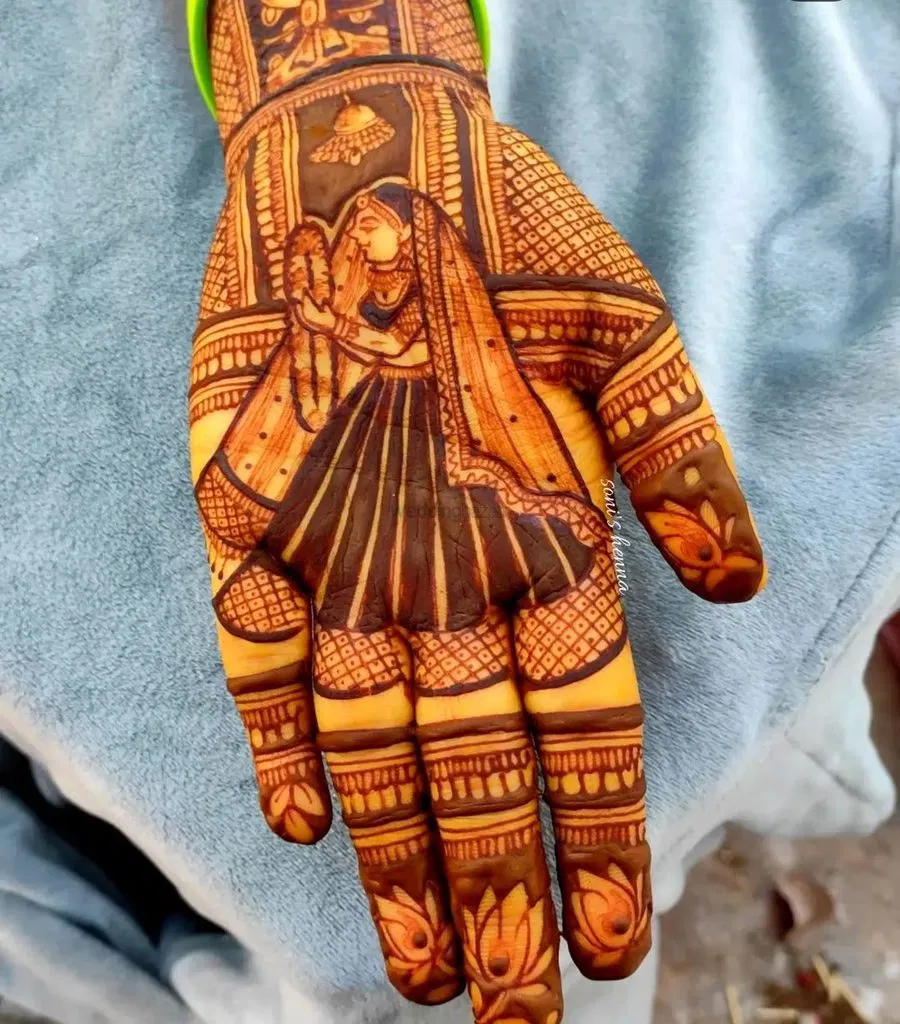 Front Hand Mehndi Design