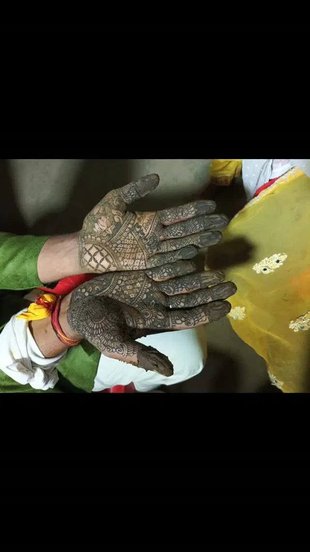 Mehndi Design with Figures