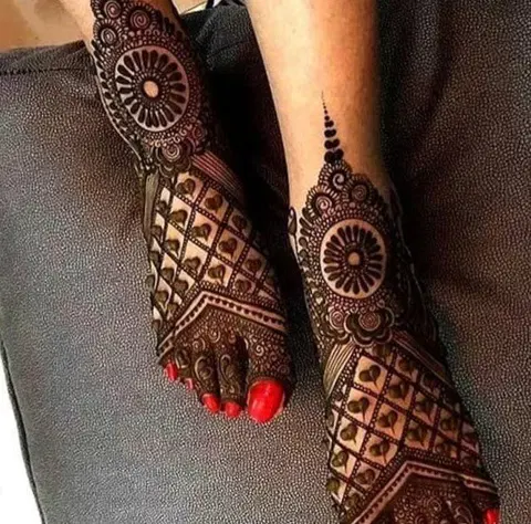 foot mehndi design