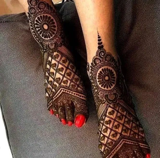 Foot Mehndi Design