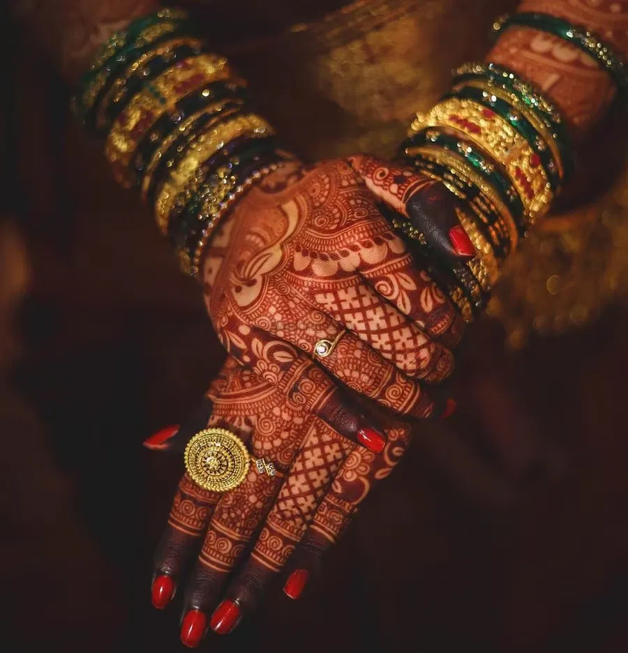 Back Hand Mehndi Design
