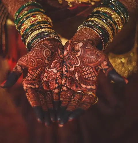 figure mehndi design