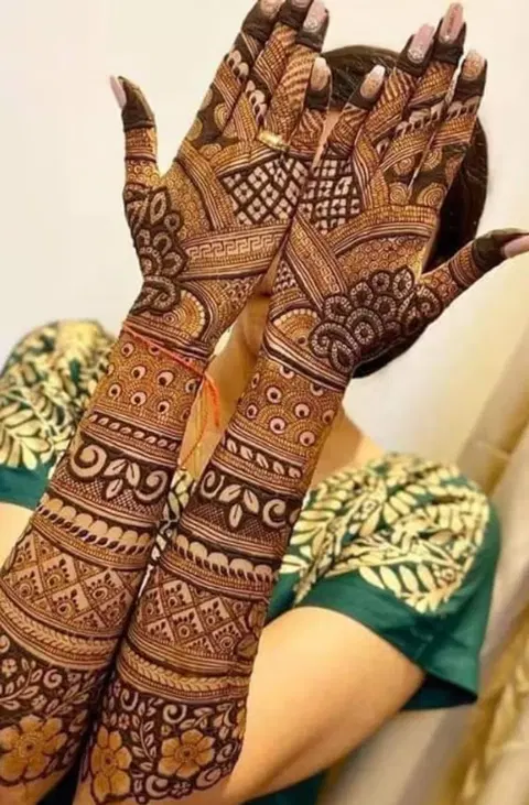 full hand mehndi design