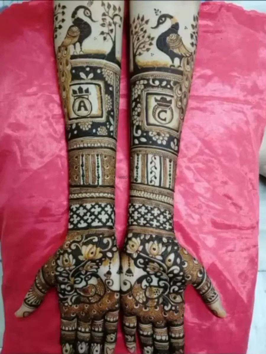Full Hand Mehndi Design with Figures