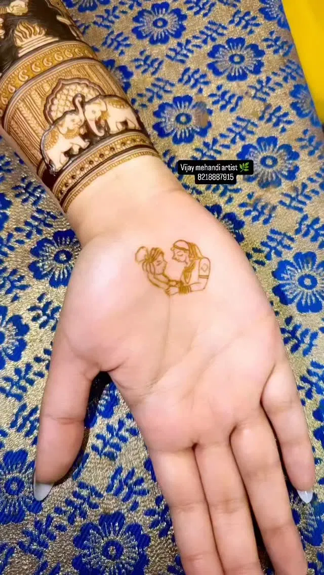Arabic Bridal Front Hand Mehndi Design