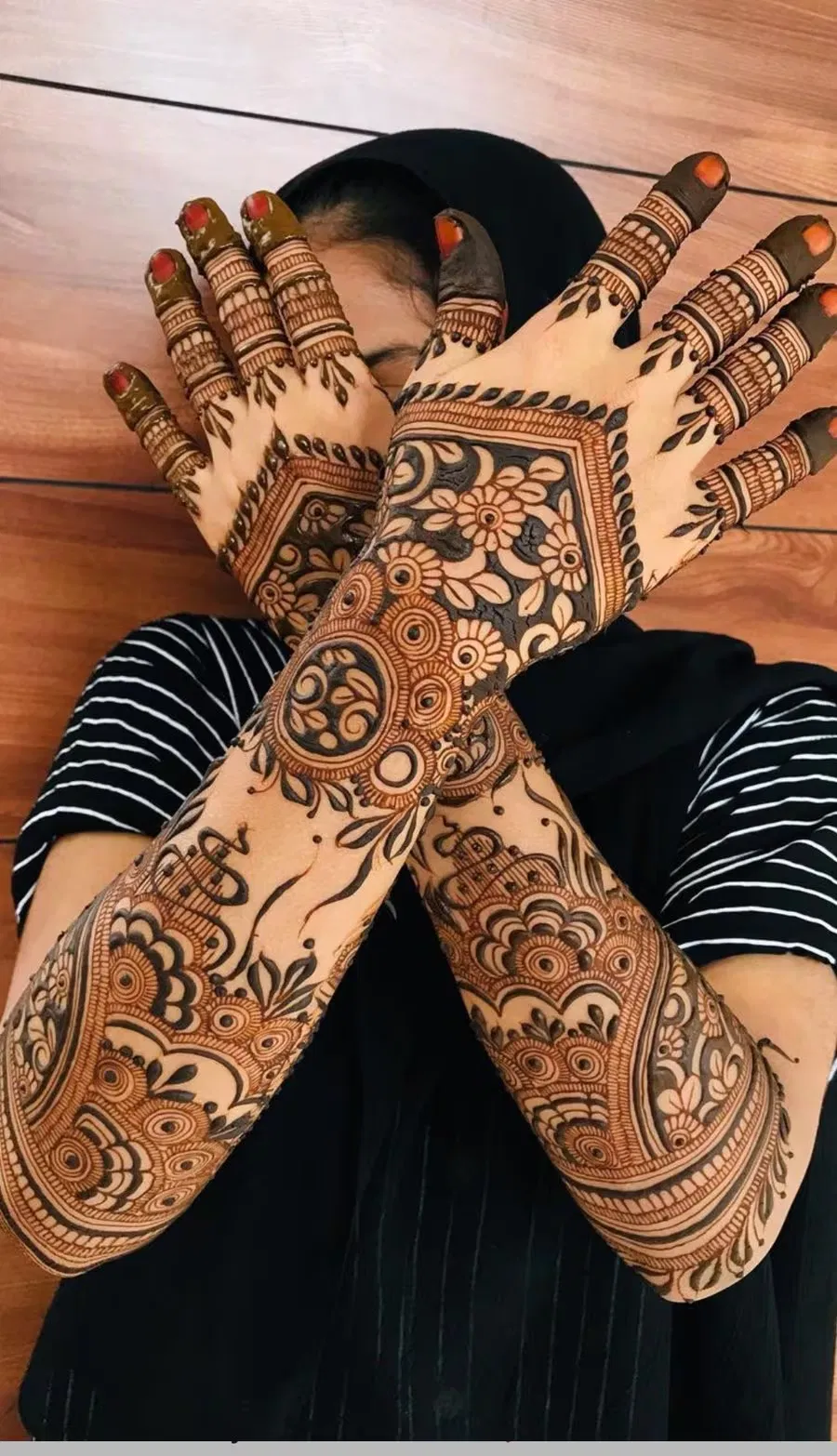 Full Hand Mehndi Design