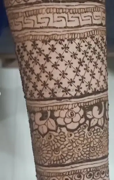 full hand mehndi design
