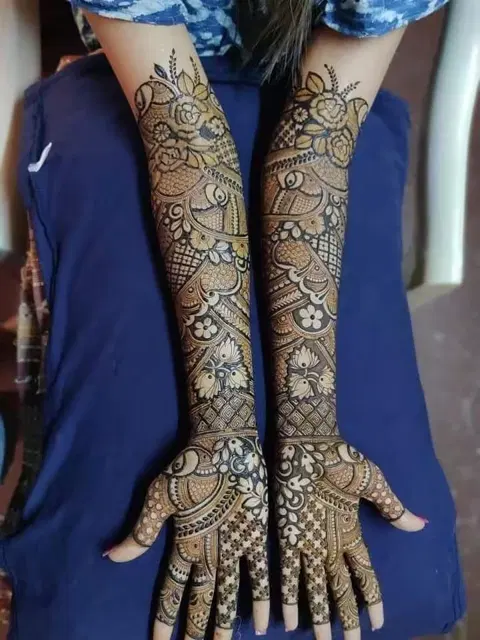 figure full hand mehndi design