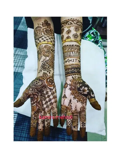 figure back hand mehndi design