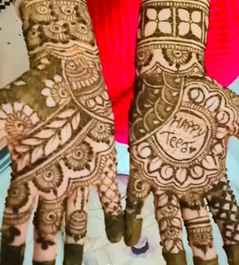 figure mehndi design