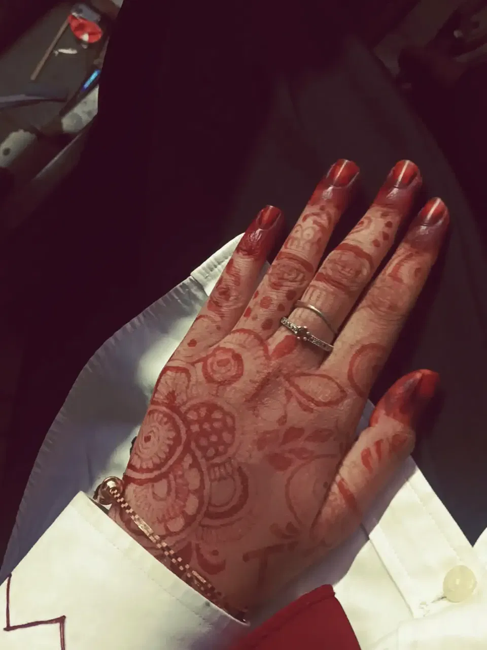 Simple Back Hand Mehndi Design