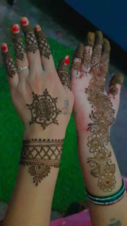 Mehndi Design with Gol Tikki
