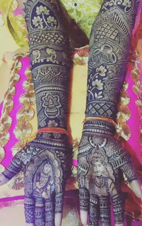 figure full hand mehndi design