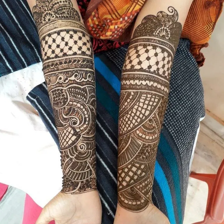 Full Hand Mehndi Design with Figures