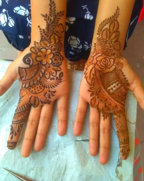 front hand mehndi design