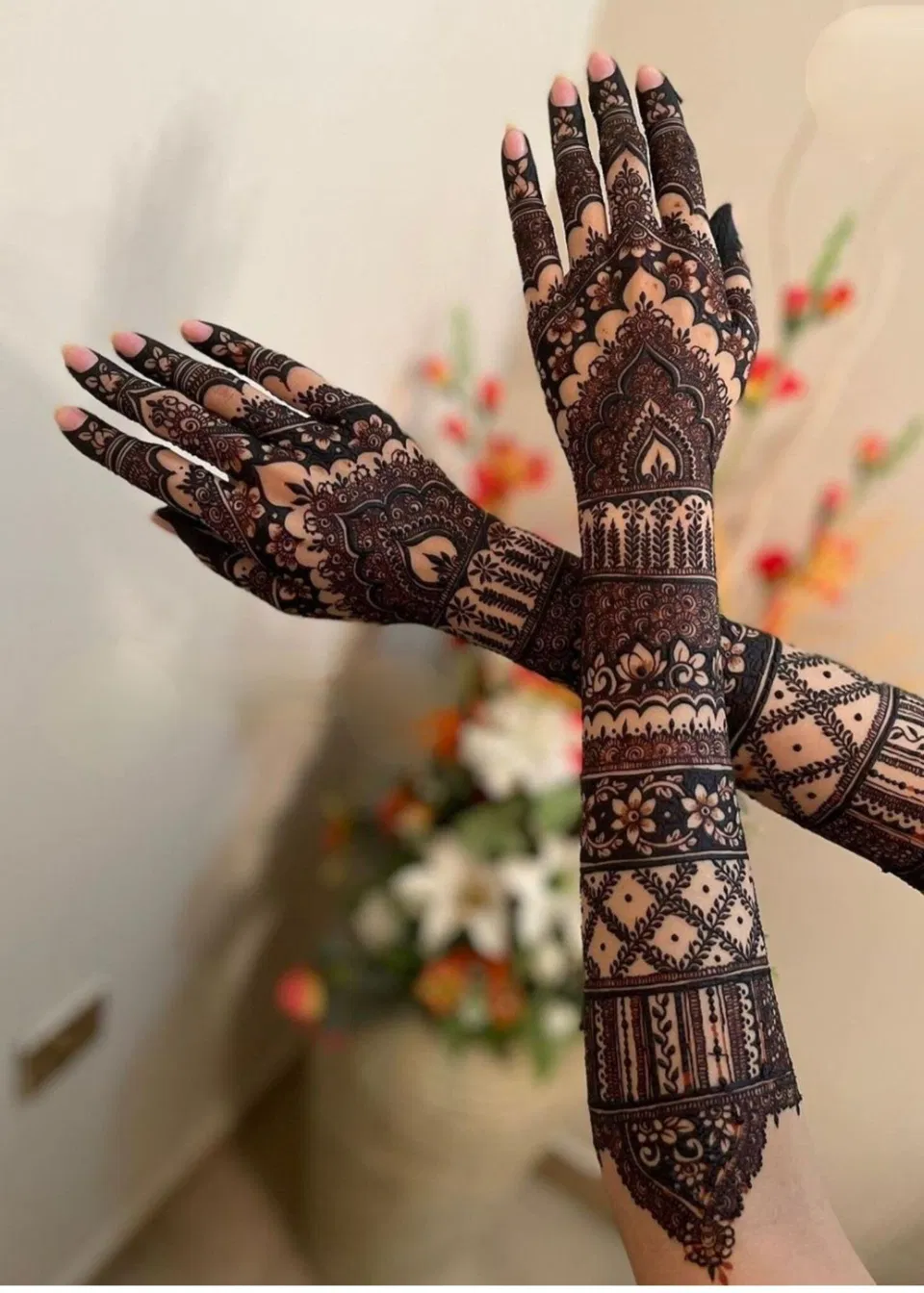 Arabic Bridal Front Hand Mehndi Design with Flowers for Engagement
