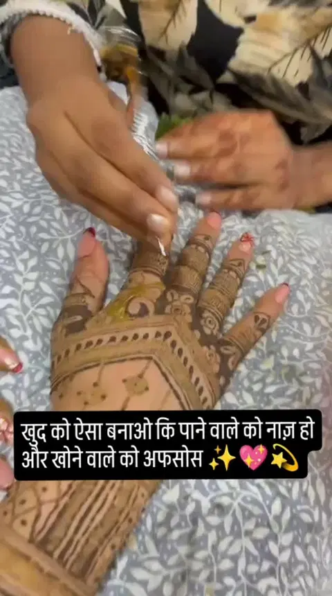 heart back hand mehndi design