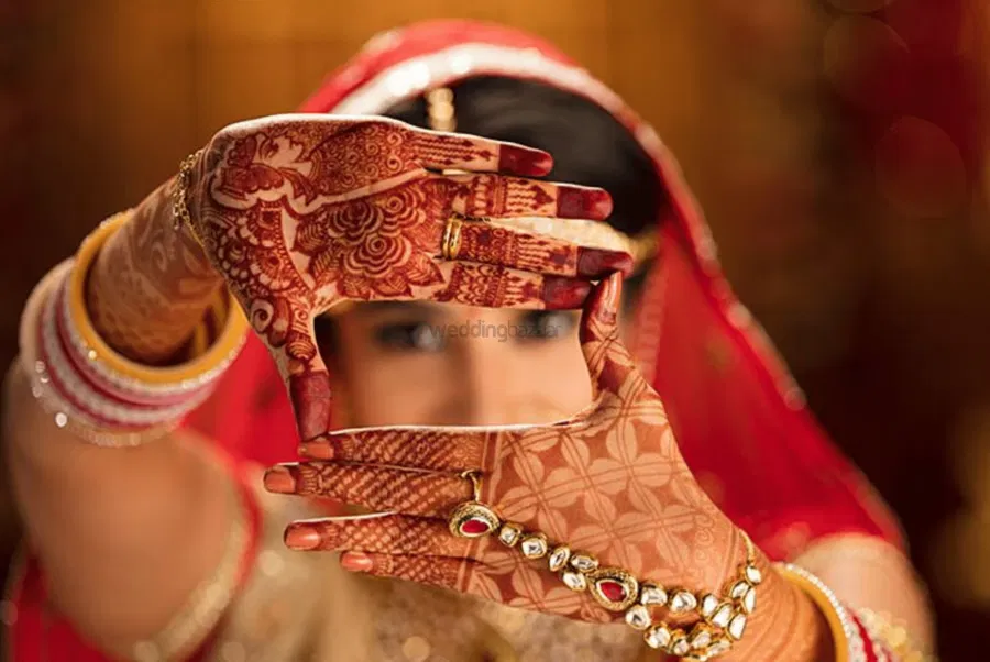 Front Hand Mehndi Design