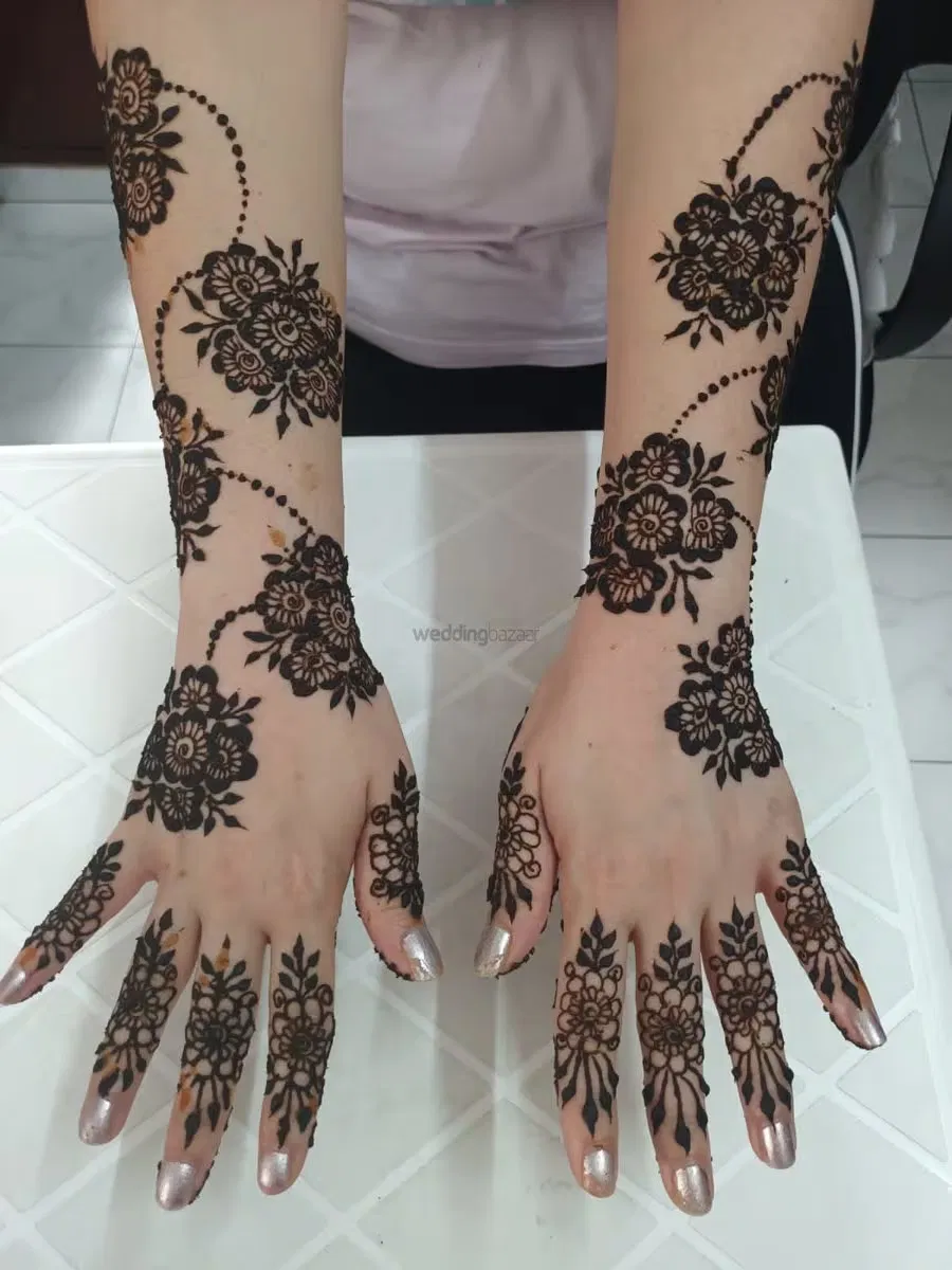 Back Hand Mehndi Design