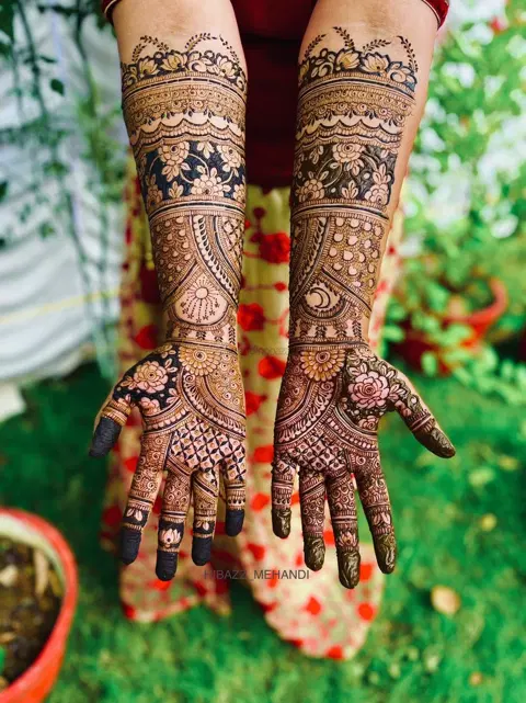 full hand mehndi design
