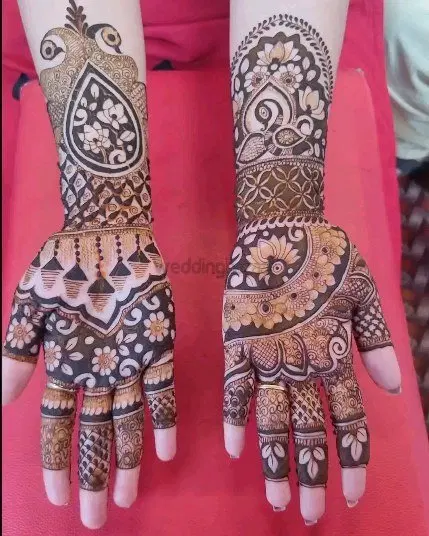 back hand mehndi design