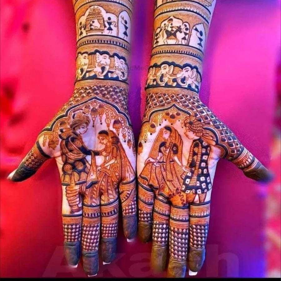 Mehndi Design with Figures and Hearts