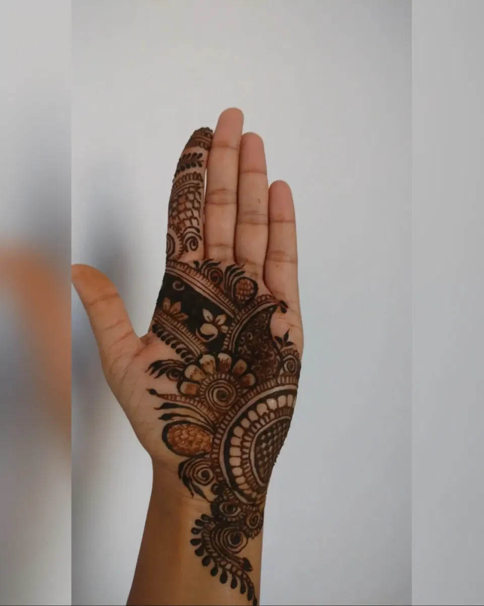 Bridal Back Hand Mehndi Design