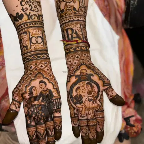 figure front hand mehndi design