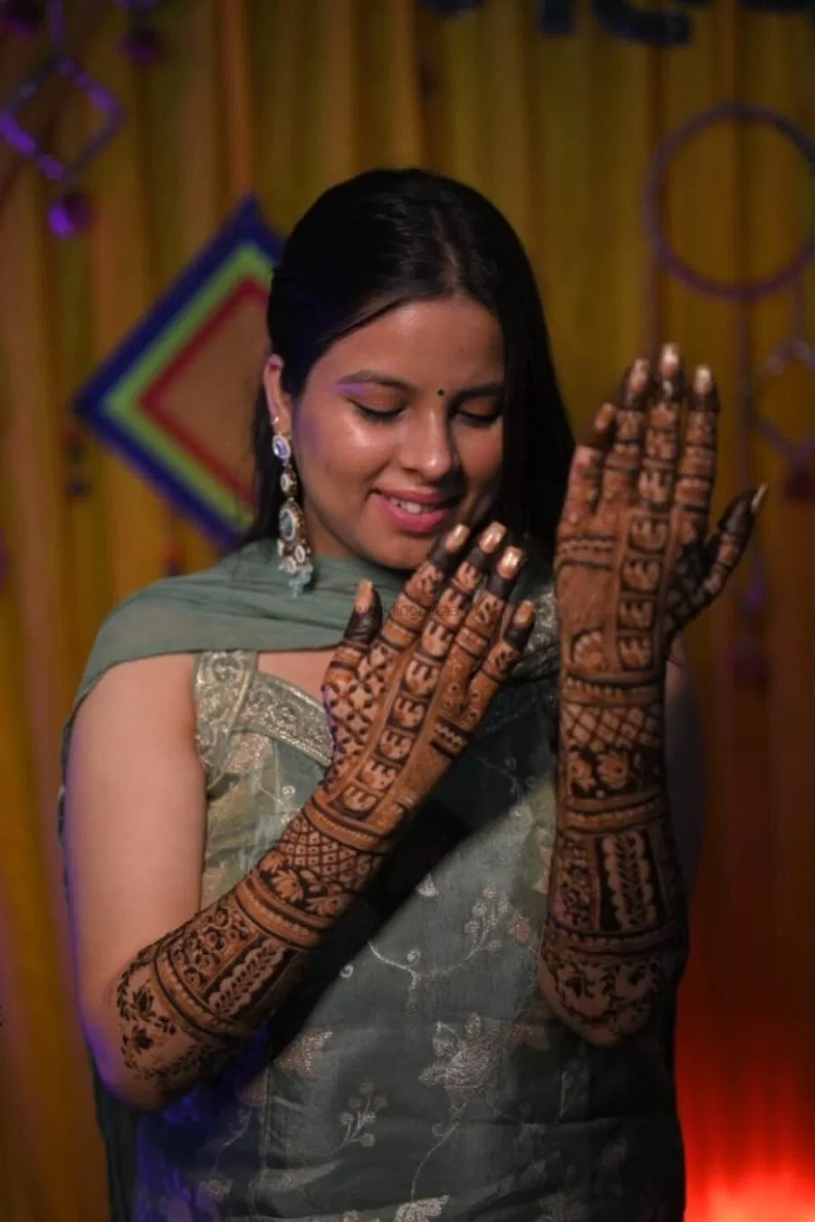Full Hand Mehndi Design with Figures