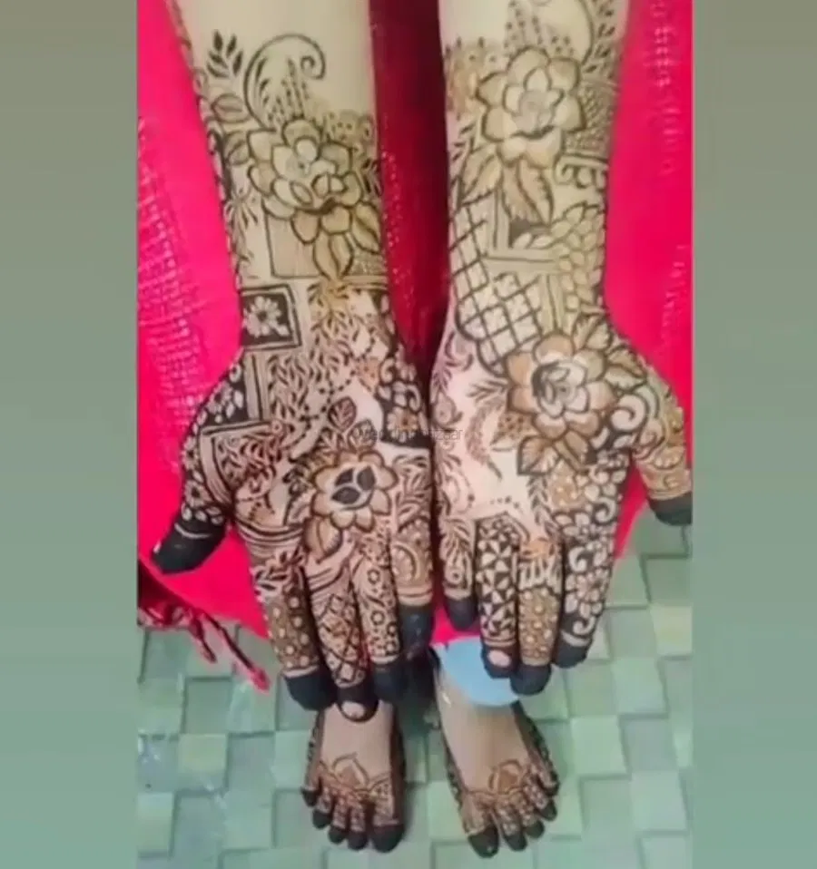 Back Hand Mehndi Design