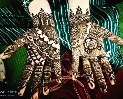 figure mehndi design