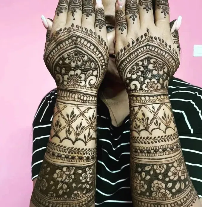 Full Hand Mehndi Design with Figures and Lotus (3)